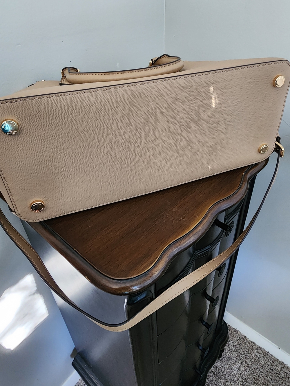 Michael Kors Beige Leather Satchel Handbag - Picture 7 of 9